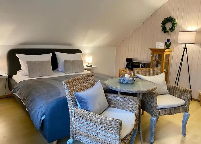 Haus Im Arnikagrund - Ferienwohnung & Privatzimmer